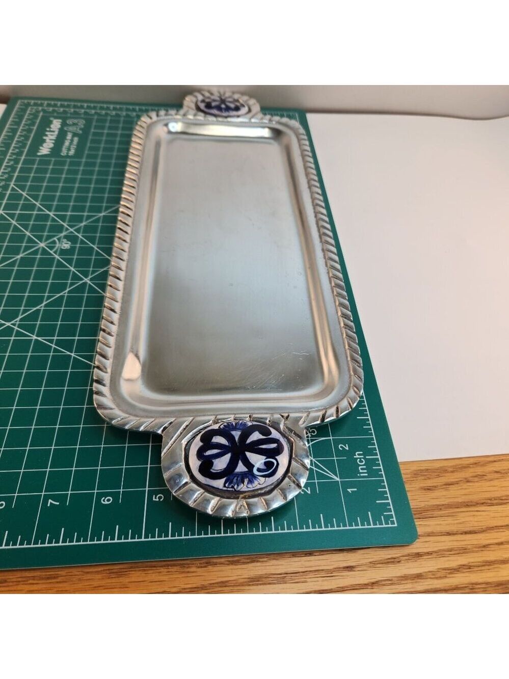 Decorative Aluminum Serving Tray With Hand-Painted Ceramic Talavar Handle Accent - Picture 3 of 11